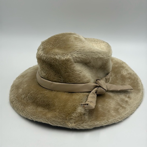 Vintage Neiman Marcus Faux Fur Duchess Hat Body Made in Italy -Small - Picture 1 of 10